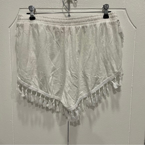 Victoria Secret White Tassel Shorts - Picture 3 of 8